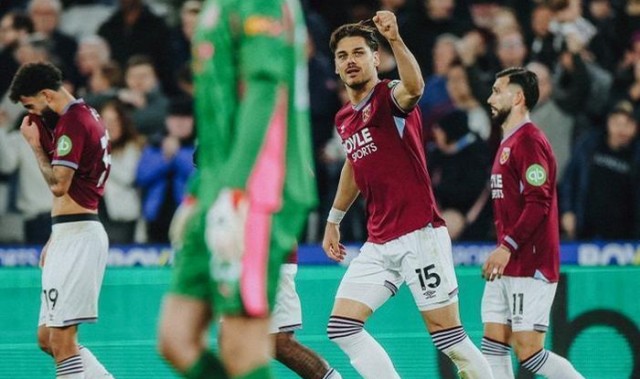 开云体育网页版-客平保级队夺冠无望！在战术和战绩之间 瓜迪奥拉固执选择了前者|曼城|哈兰德|阿森纳|皇家马德里|西汉姆联_新浪体育_新浪新闻