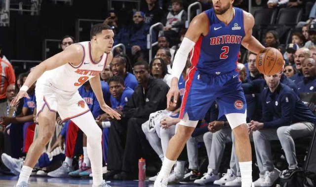 活塞31分狂胜尼克斯巩固东部第一 坎宁安29+13布伦森25分