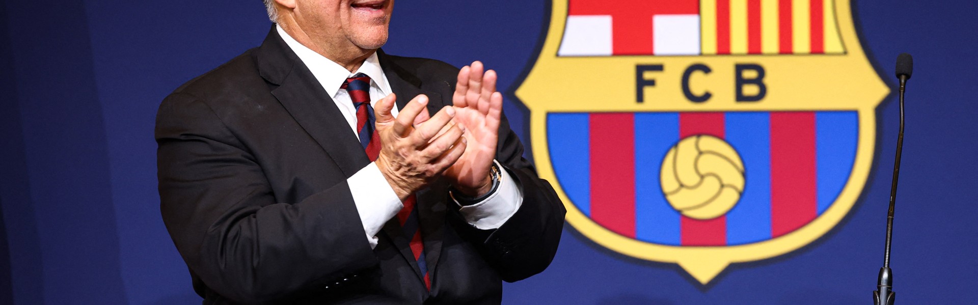 开云体育电脑版-拉波尔塔谈放走梅西：决策正确 他已进入职业生涯末期+球队需重建